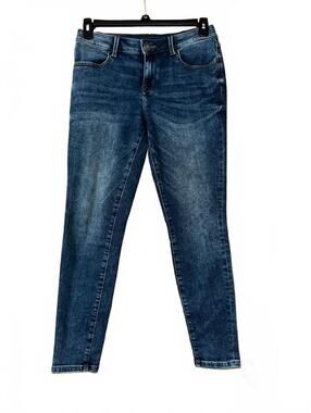 Maurices Women's Medium Wash Skinny Jeans Size M Regular